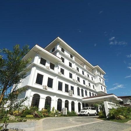 Isla De Oro Hotel Mamburao Bagian luar foto