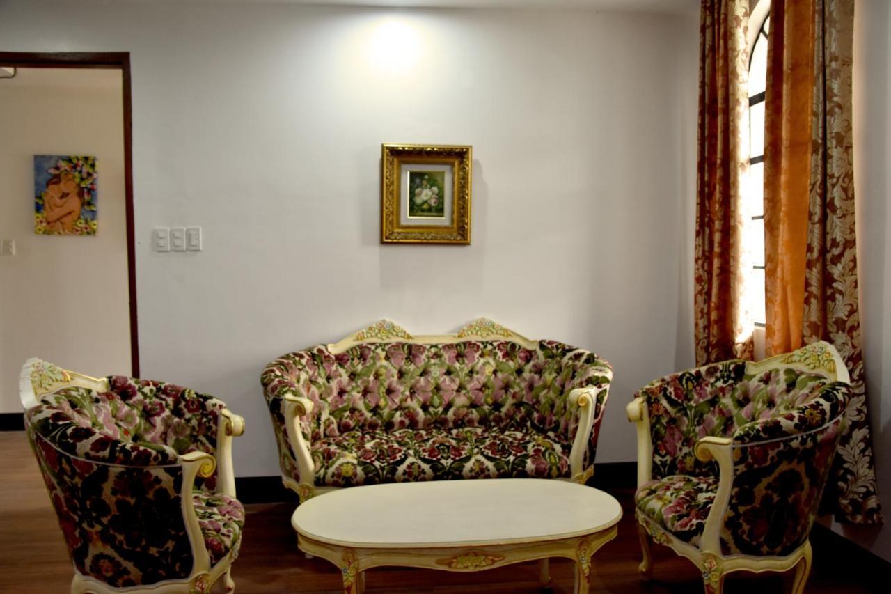 Isla De Oro Hotel Mamburao Bagian luar foto