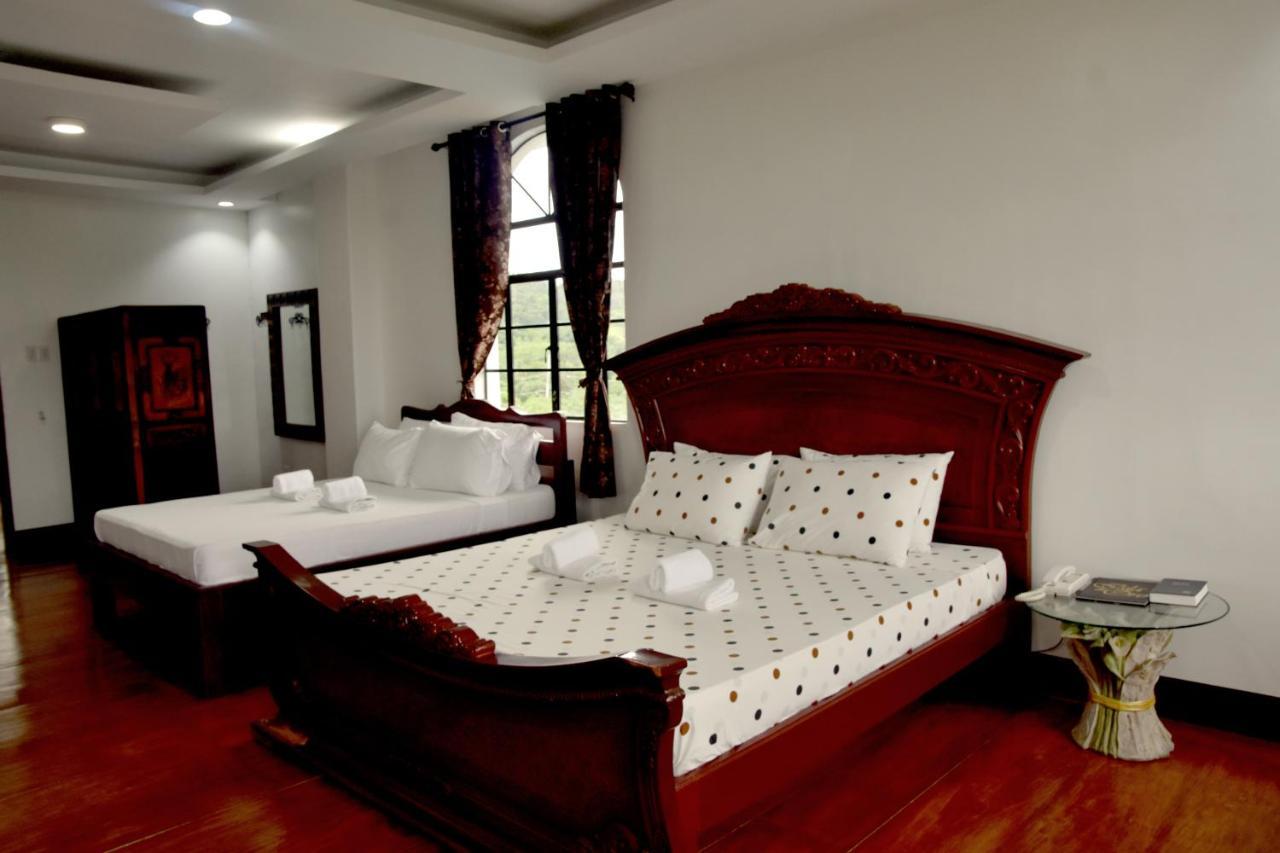 Isla De Oro Hotel Mamburao Bagian luar foto