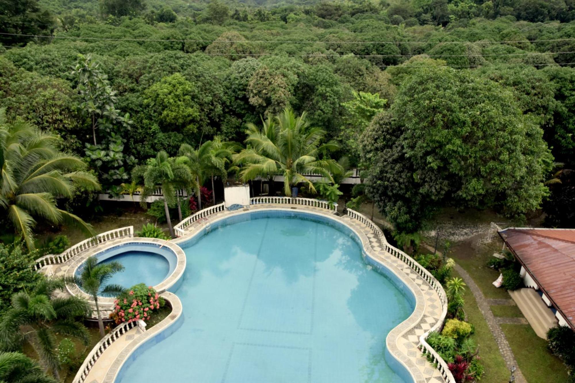Isla De Oro Hotel Mamburao Bagian luar foto